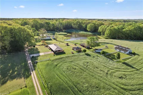 36984 B&C Carter Road