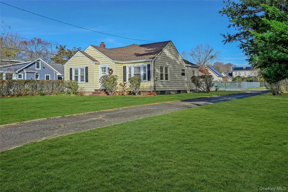 425 Old Shipyard Lane Southold, NY 11971