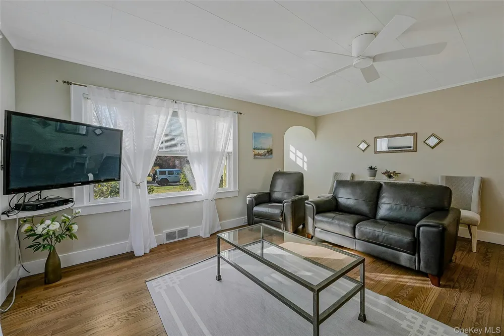 425 Old Shipyard Lane Southold, NY 11971