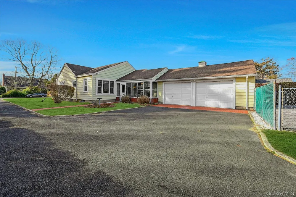 425 Old Shipyard Lane Southold, NY 11971