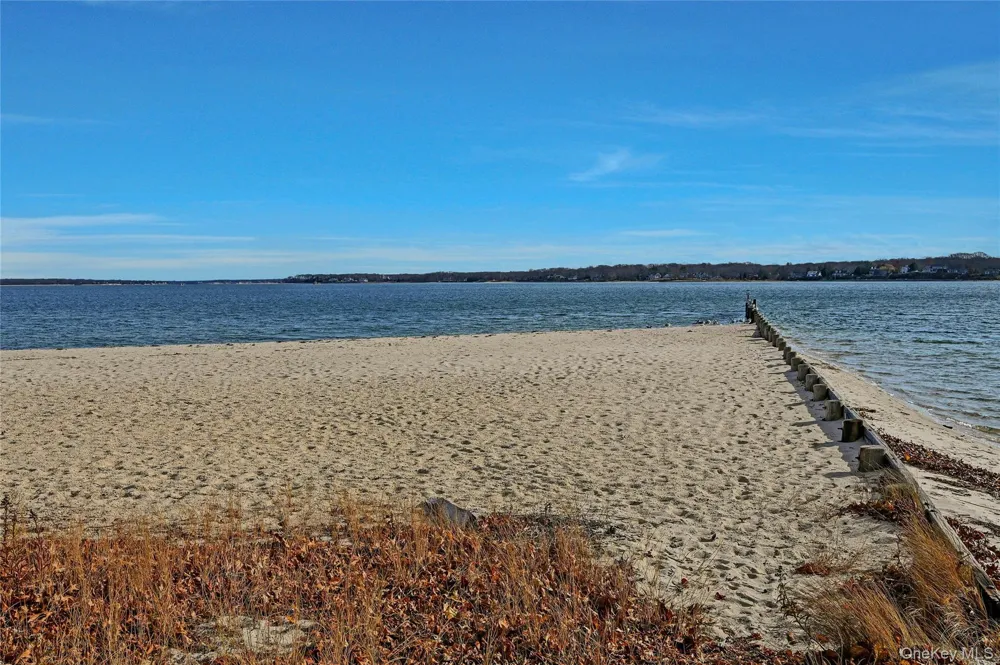 425 Old Shipyard Lane Southold, NY 11971