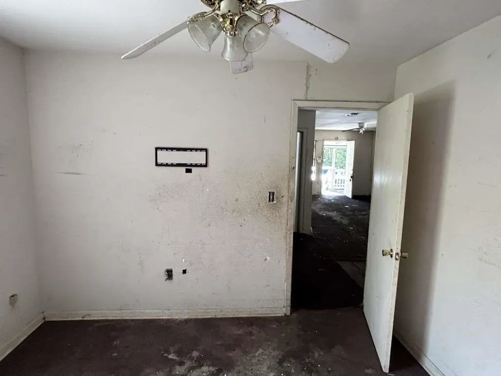 1702 Williams Street Lufkin, TX 75904