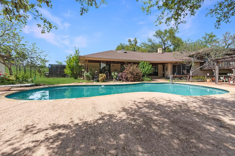 1309 Rock Dam Road Marlin, TX 76661