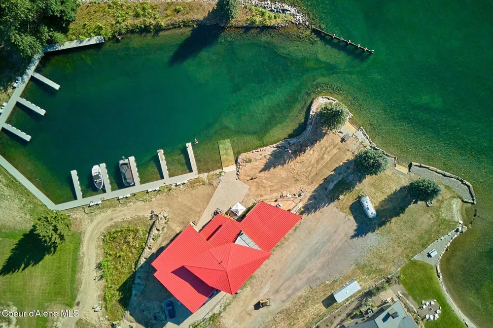 171 Idaho Country Road Hope, ID 83836