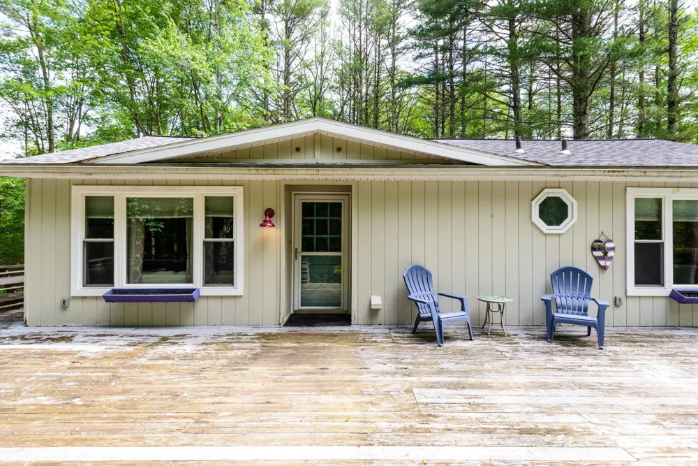 328 John Joy Road Woodstock, NY 12498