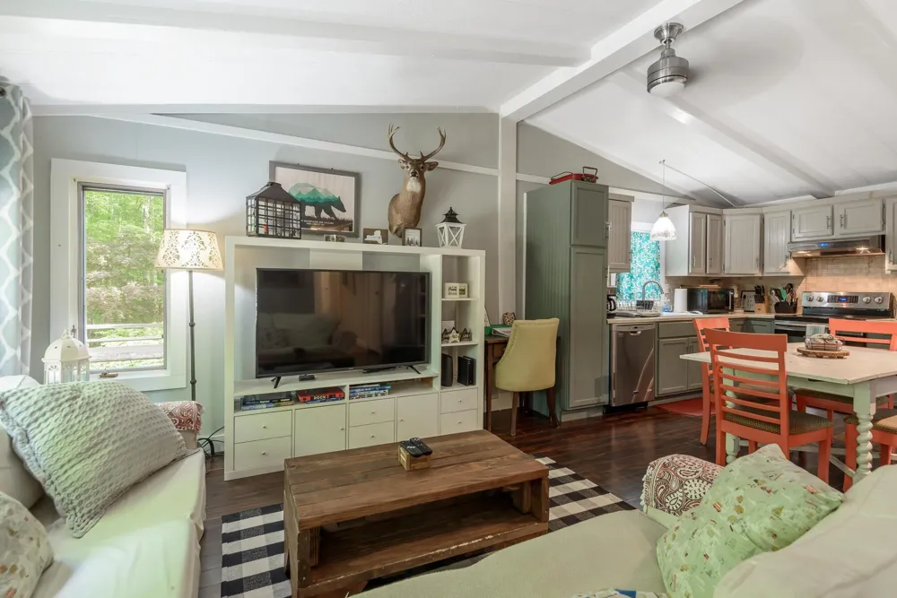 328 John Joy Road Woodstock, NY 12498