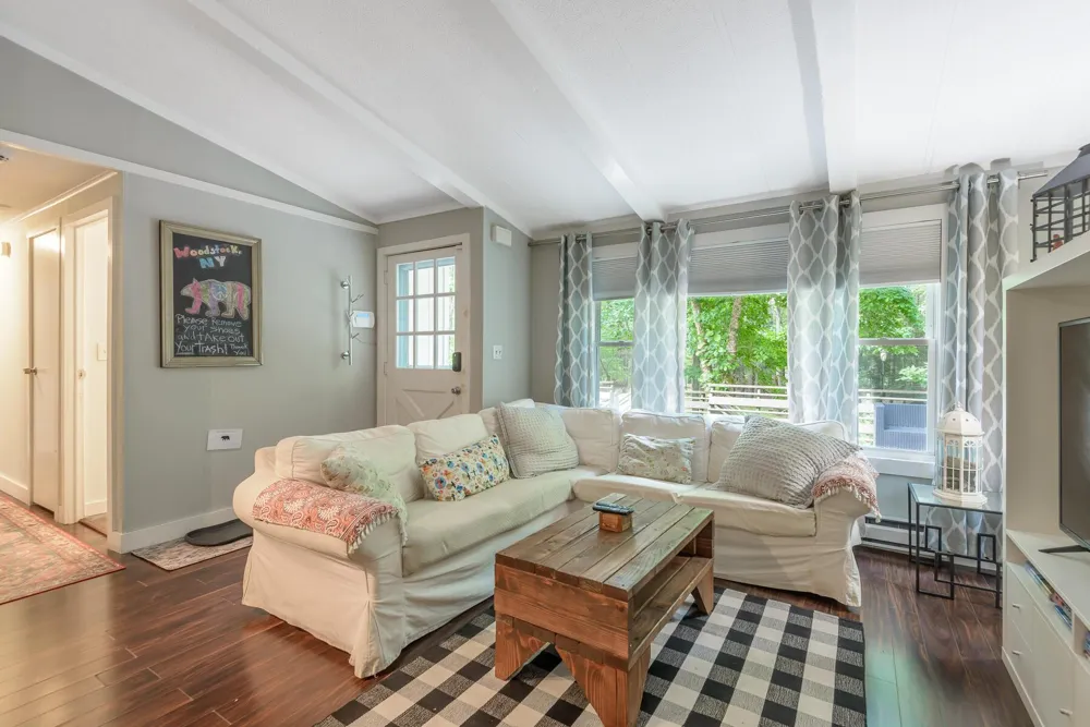 328 John Joy Road Woodstock, NY 12498
