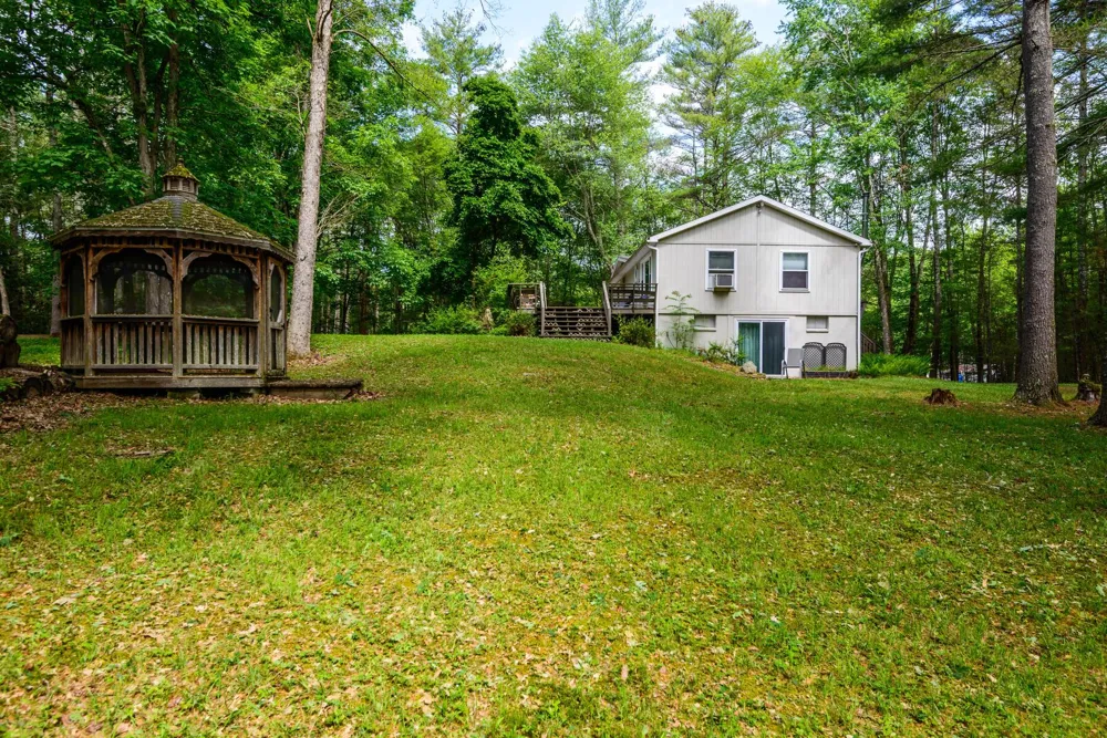 328 John Joy Road Woodstock, NY 12498