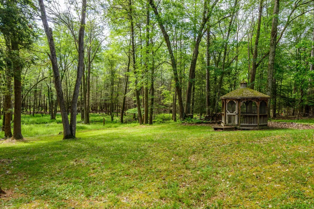 328 John Joy Road Woodstock, NY 12498