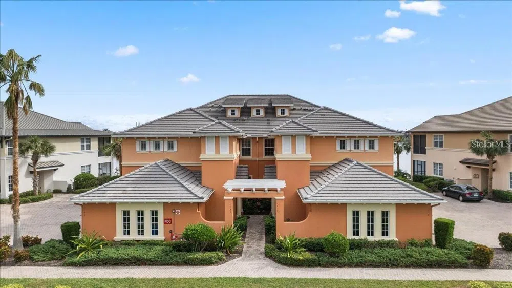 1143 RIVERSCAPE STREET #A Bradenton, FL 34208