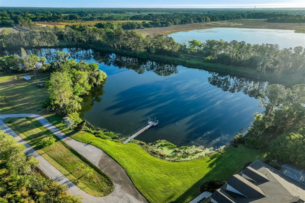 701 E 60 HIGHWAY Plant City, FL 33567