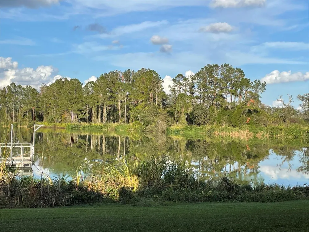 701 E 60 HIGHWAY Plant City, FL 33567