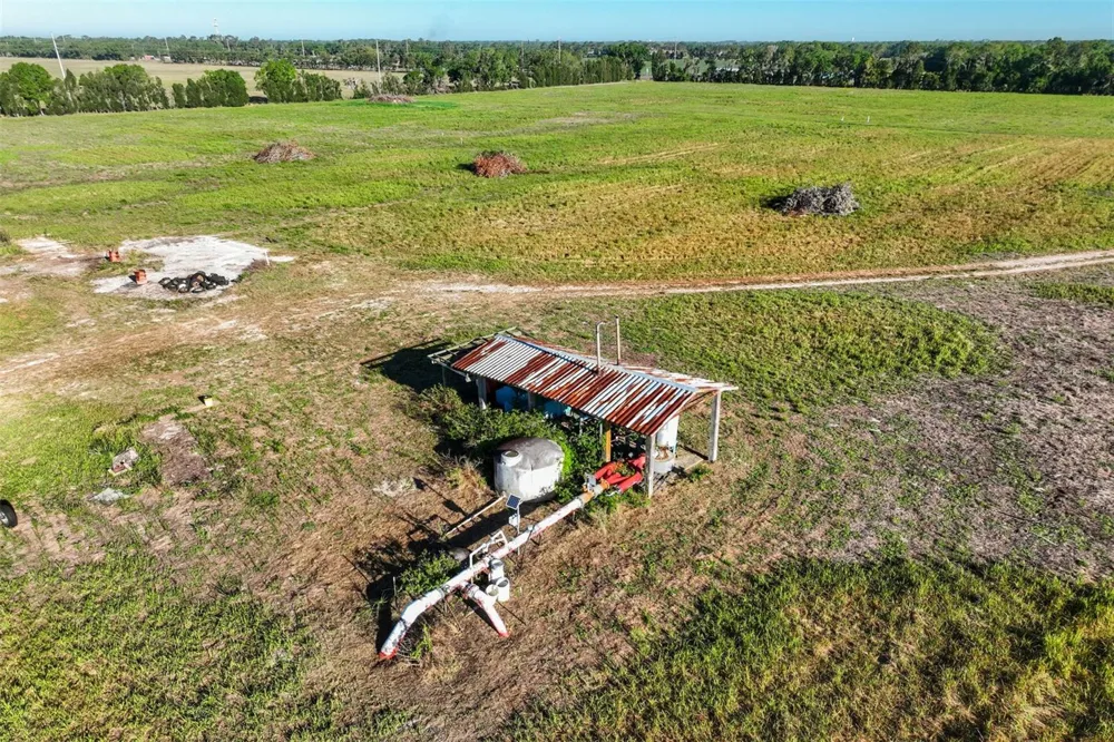 701 E 60 HIGHWAY Plant City, FL 33567