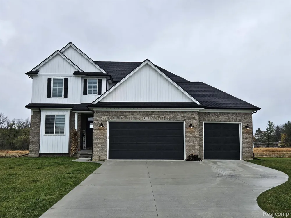 3071 Regatta Drive St Clair Township, MI 48079