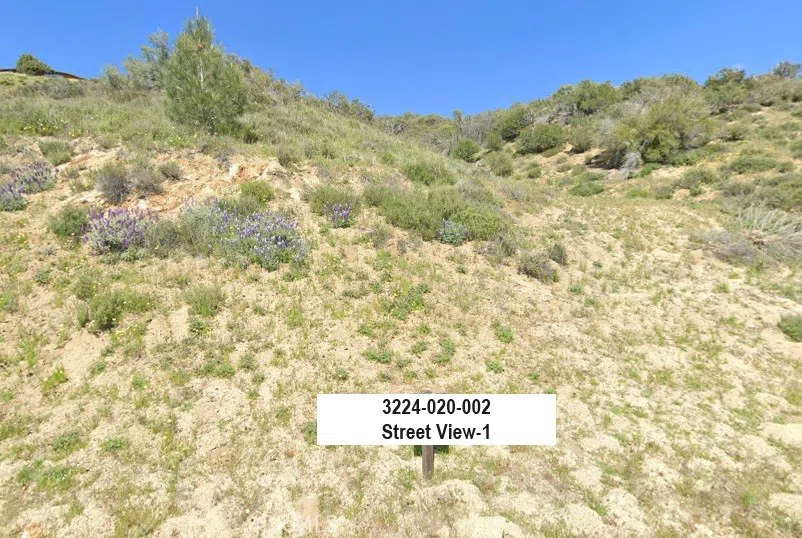 Vac/Flintstone Dr/Vic Montello Lake Elizabeth, CA 93532