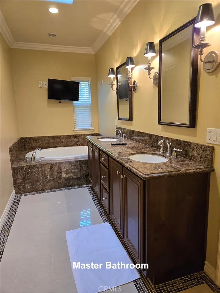 726 W Huntington Drive #B Arcadia, CA 91007