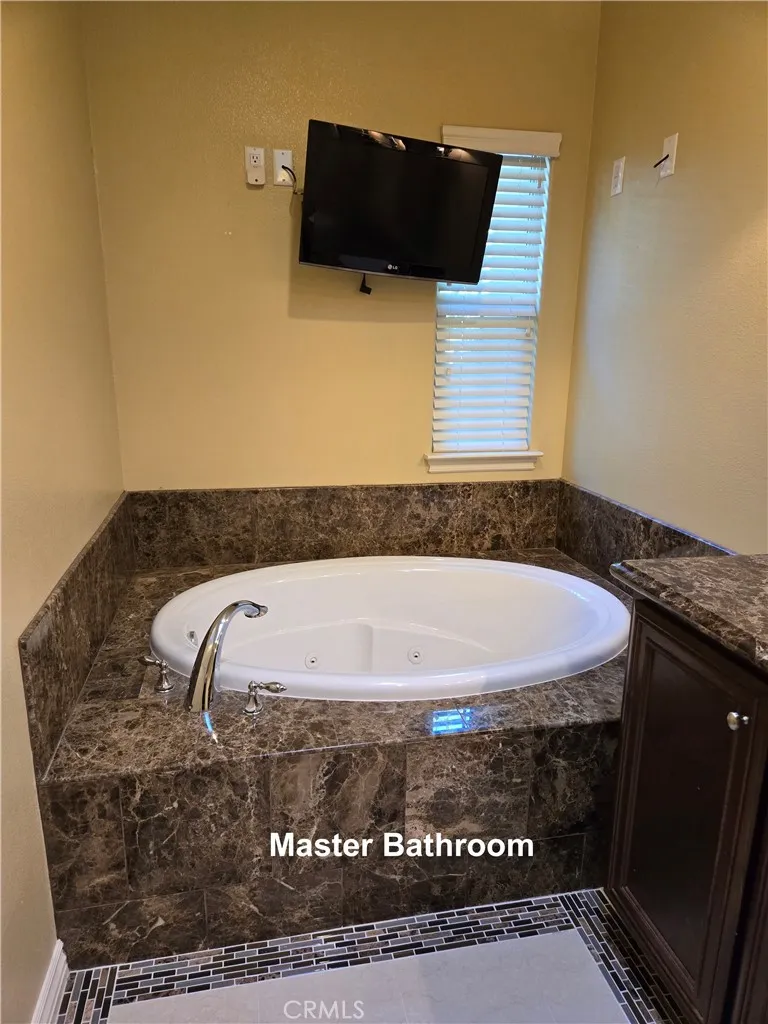 726 W Huntington Drive #B Arcadia, CA 91007