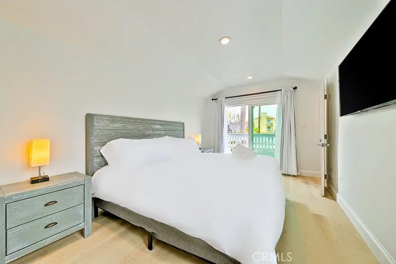 17016 7th Street Sunset Beach, CA 90742