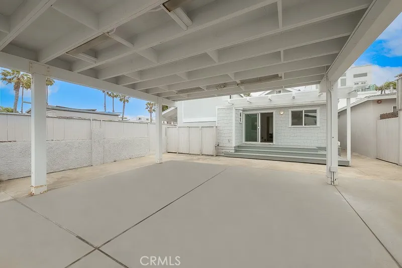 17016 7th Street Sunset Beach, CA 90742