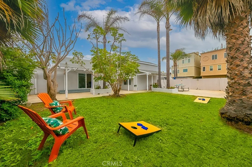 17016 7th Street Sunset Beach, CA 90742
