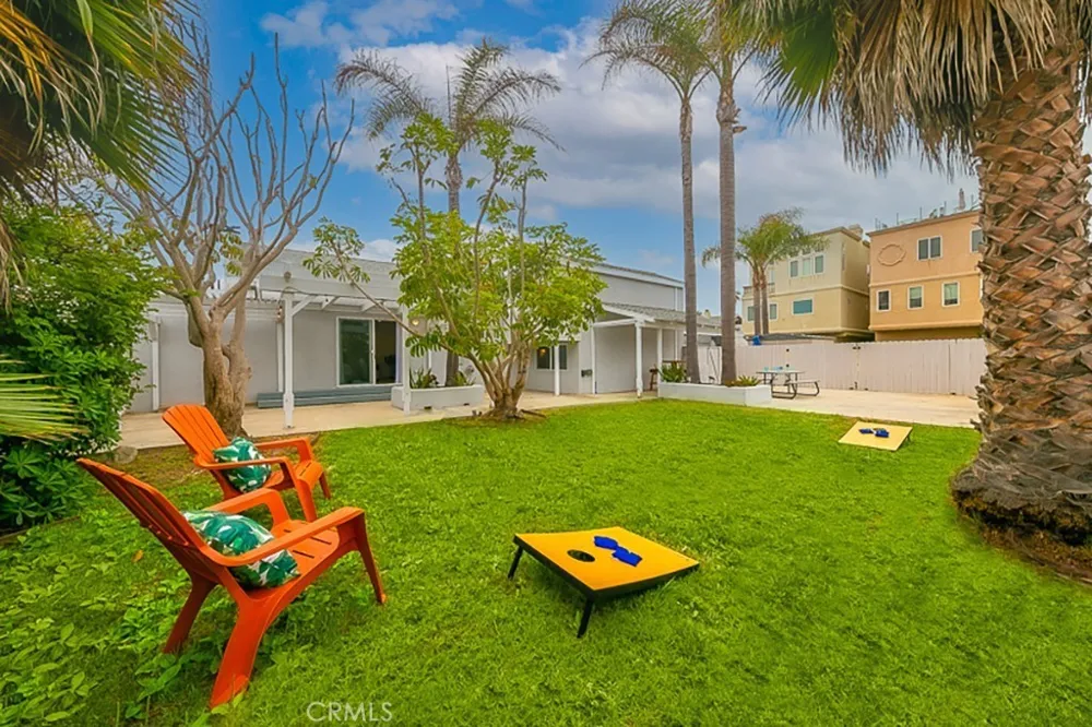 17016 7th Street Sunset Beach, CA 90742