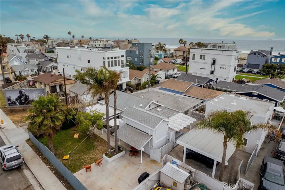 17016 7th Street Sunset Beach, CA 90742