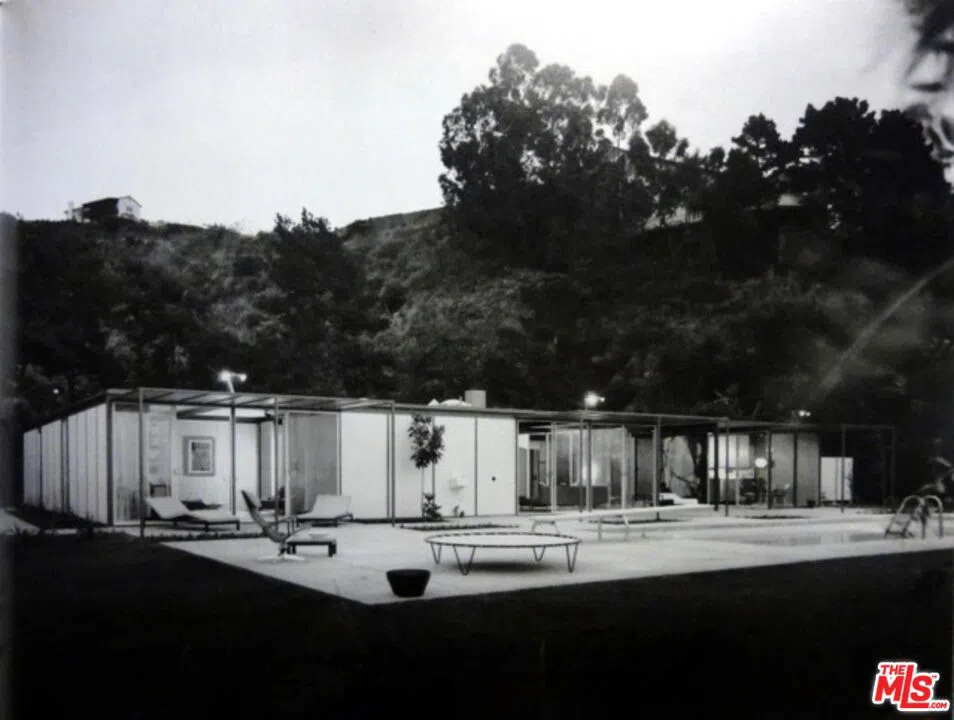 8205 Laurelmont Los Angeles, CA 90046