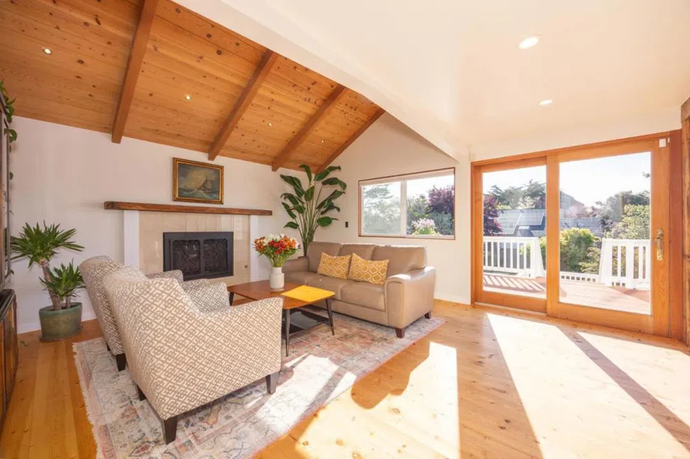 628 Alsace Loraine Avenue Half Moon Bay, CA 94019