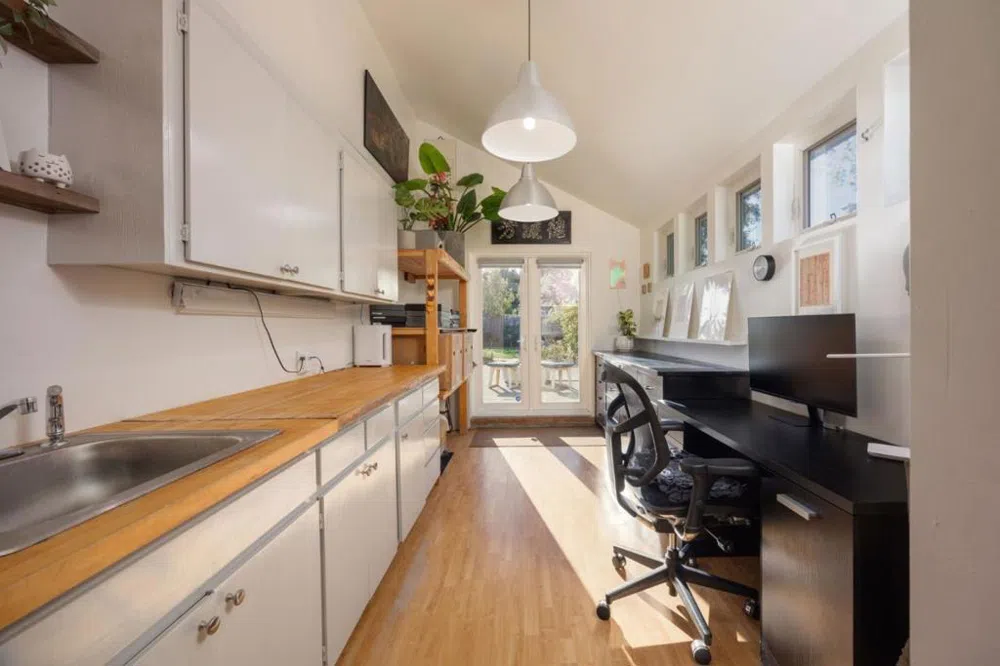628 Alsace Loraine Avenue Half Moon Bay, CA 94019