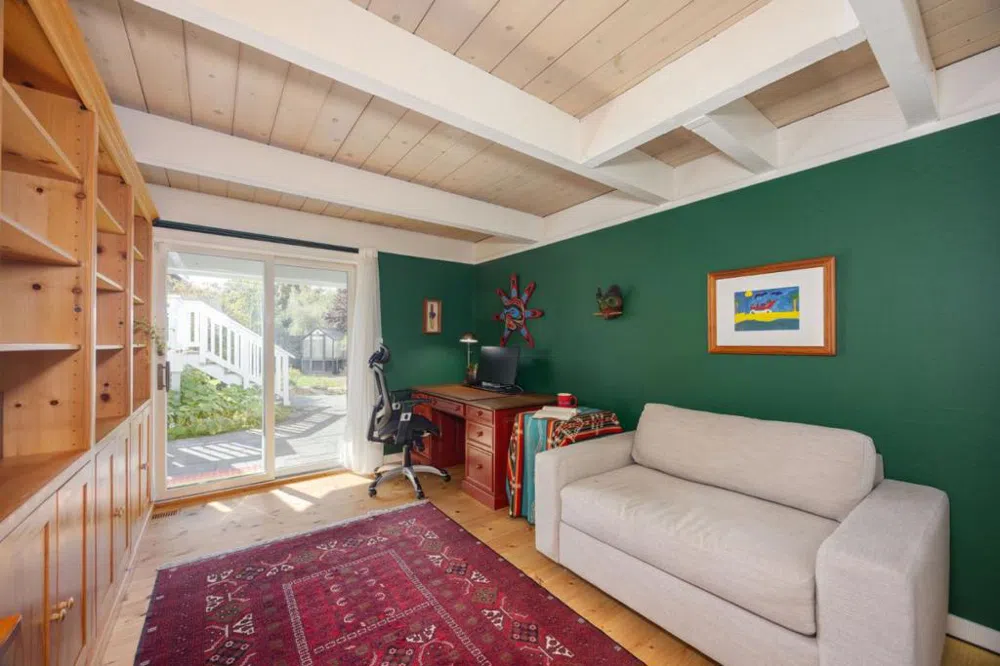 628 Alsace Loraine Avenue Half Moon Bay, CA 94019
