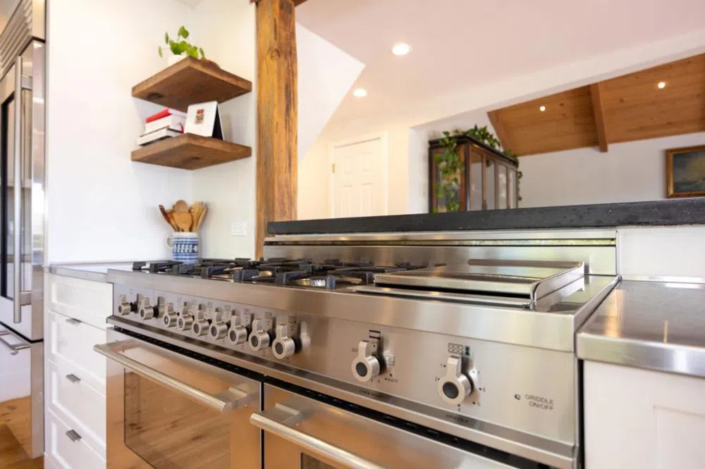 628 Alsace Loraine Avenue Half Moon Bay, CA 94019