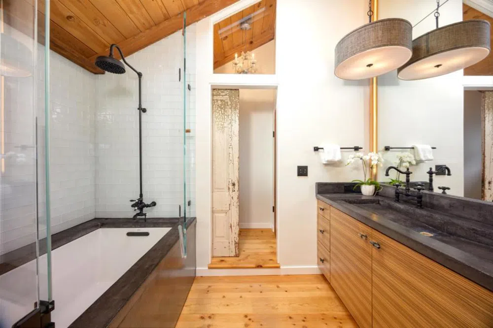 628 Alsace Loraine Avenue Half Moon Bay, CA 94019