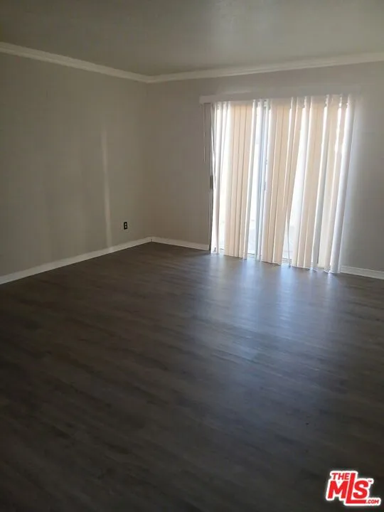 2114 El Domingo Circle #8 Lancaster, CA 93536