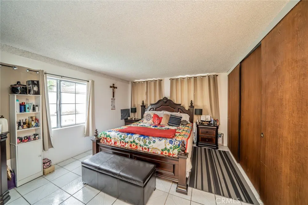 606 S Darney Avenue West Covina, CA 91792