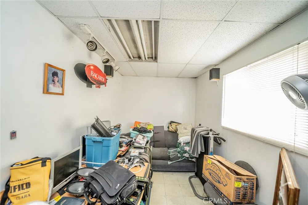 606 S Darney Avenue West Covina, CA 91792