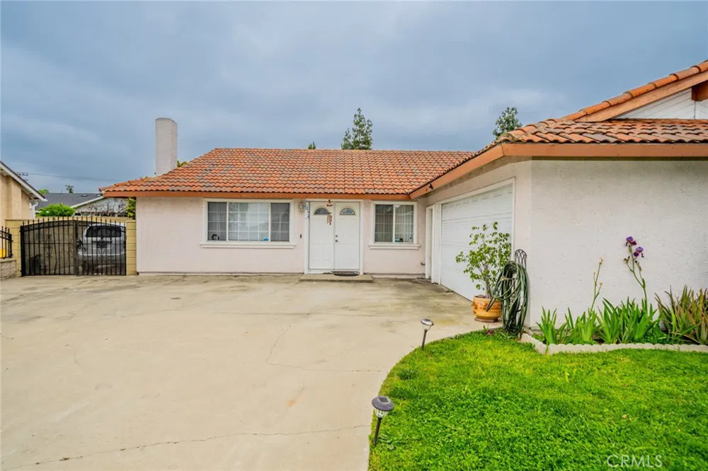 606 S Darney Avenue West Covina, CA 91792