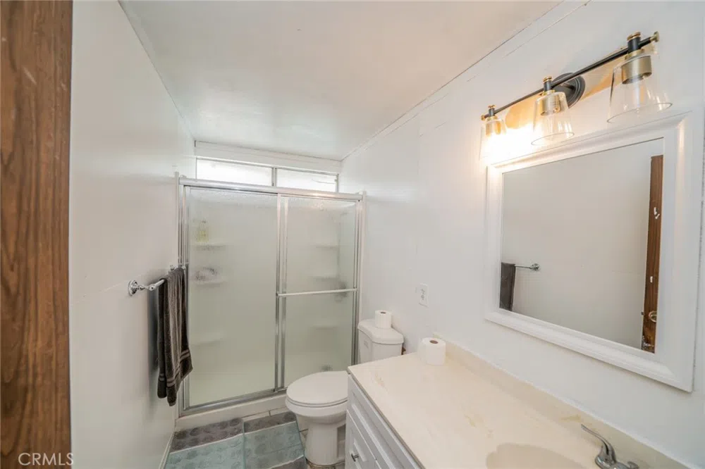 606 S Darney Avenue West Covina, CA 91792