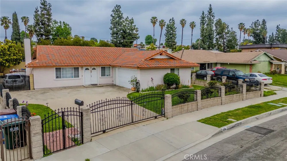606 S Darney Avenue West Covina, CA 91792