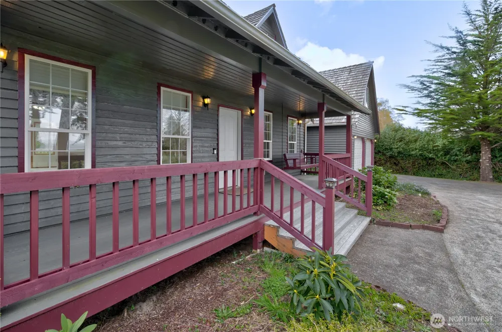 34009 Territory Road Oysterville, WA 98641