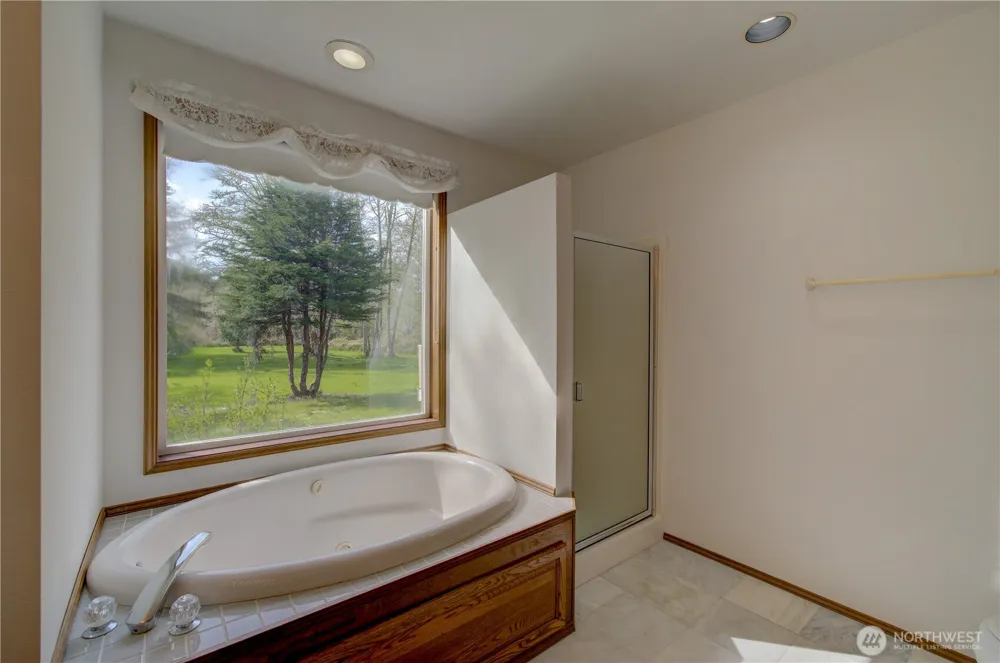 34009 Territory Road Oysterville, WA 98641