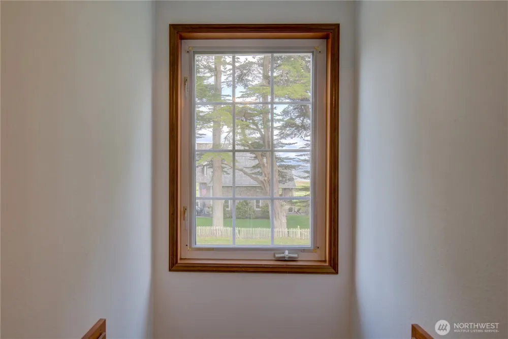 34009 Territory Road Oysterville, WA 98641