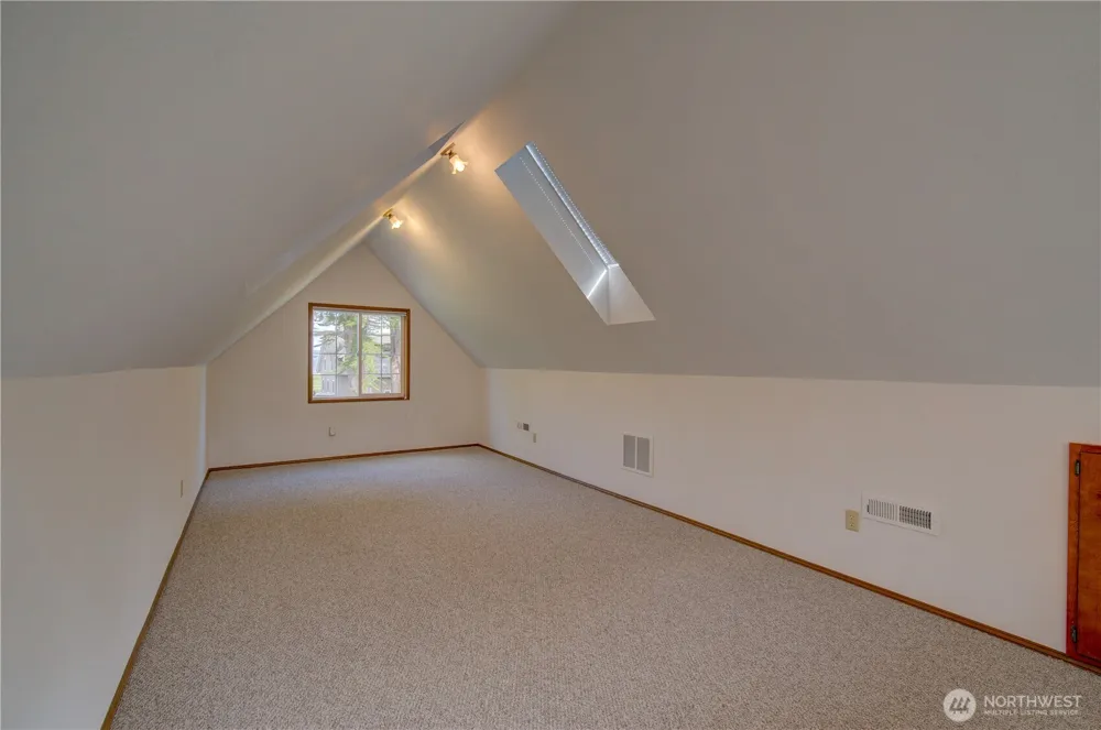 34009 Territory Road Oysterville, WA 98641