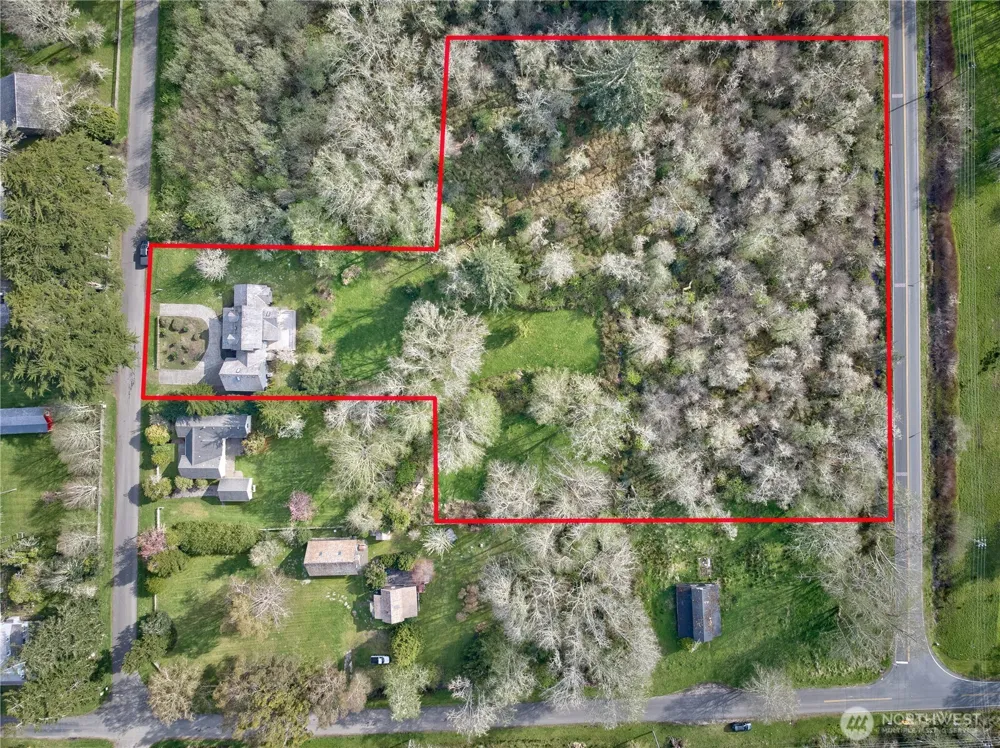 34009 Territory Road Oysterville, WA 98641
