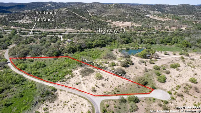 22 Camino del Rancho Concan, TX 78838