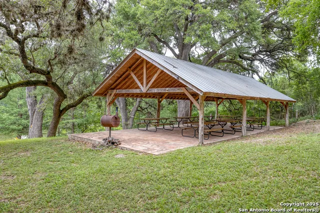 22 Camino del Rancho Concan, TX 78838