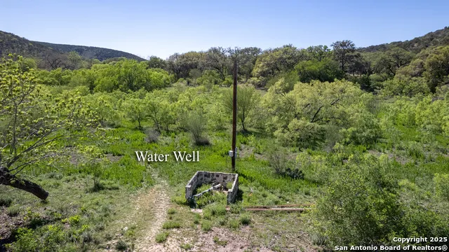 22 Camino del Rancho Concan, TX 78838