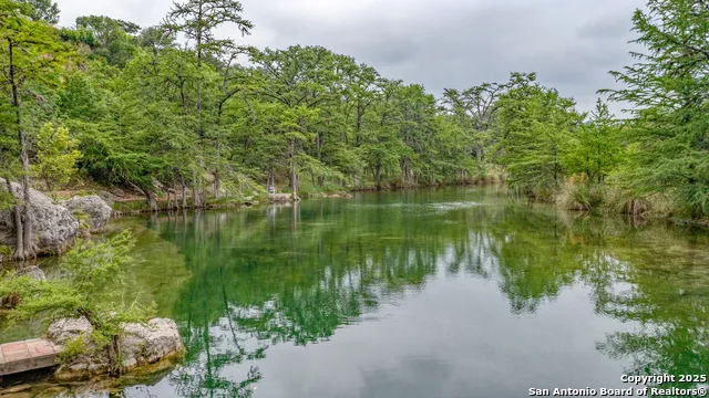 22 Camino del Rancho Concan, TX 78838