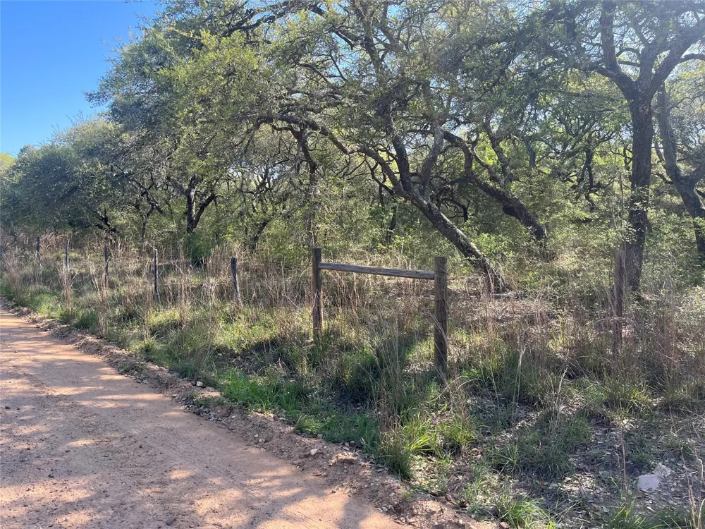 County Road 120 Hallettsville, TX 77964