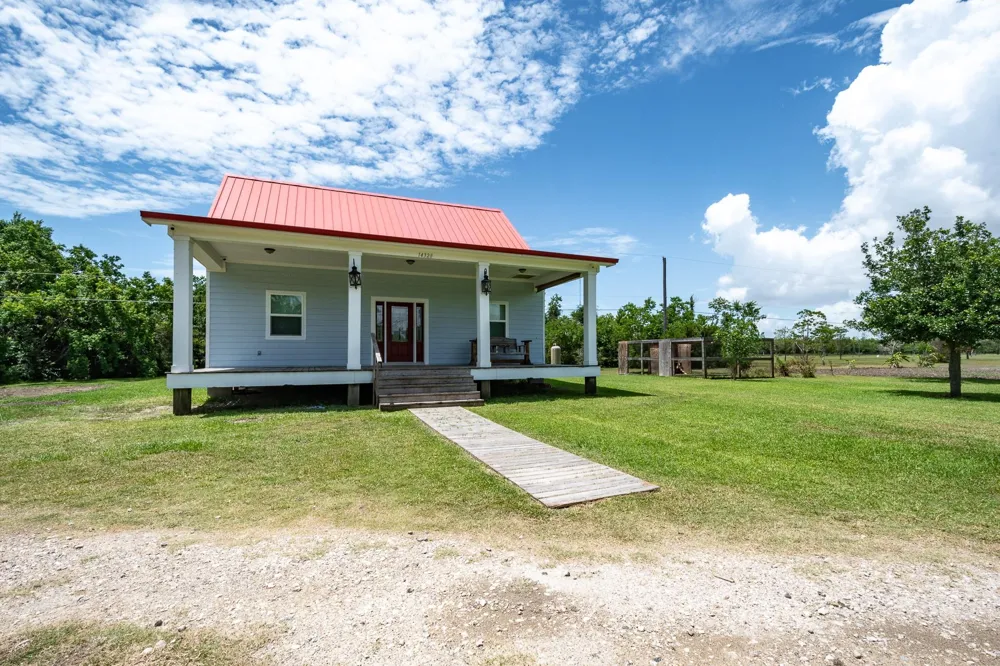 14328 Fm 2354 Road Beach City, TX 77523