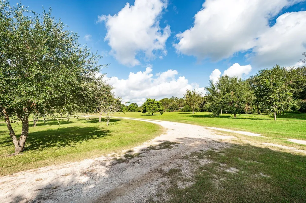 14328 Fm 2354 Road Beach City, TX 77523